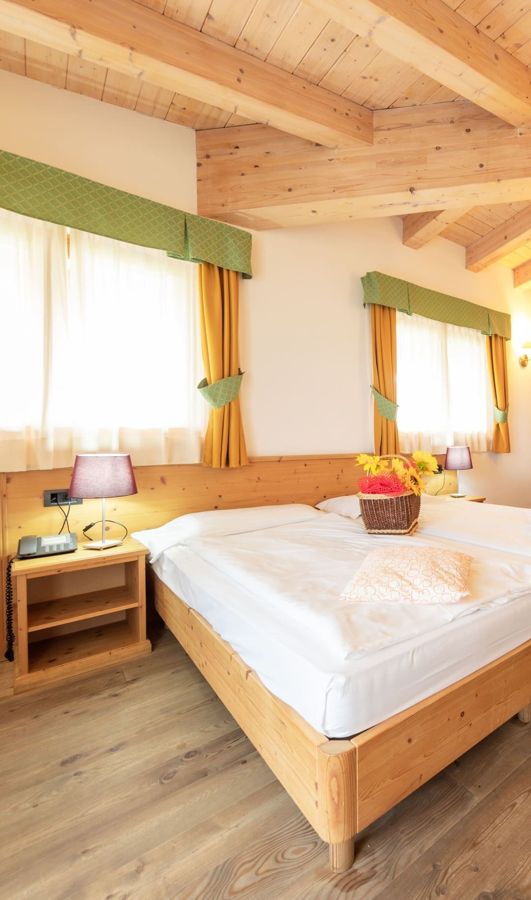 Room in Day Use Hotel Alpine Mugon